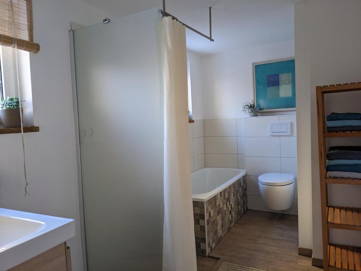 Spatzennest Und Rabennest Sugenheim 外观 照片